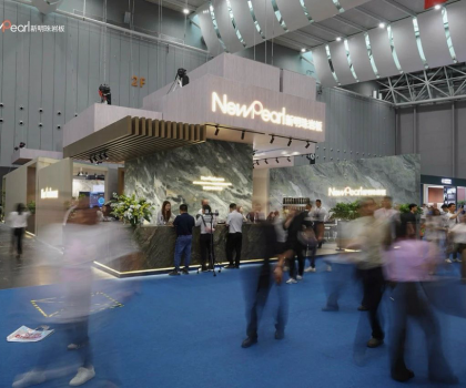 新明珠巖板×2025潭洲展完美收官：七大亮點(diǎn)解碼「石光之隙」材料美學(xué)與時(shí)空敘事