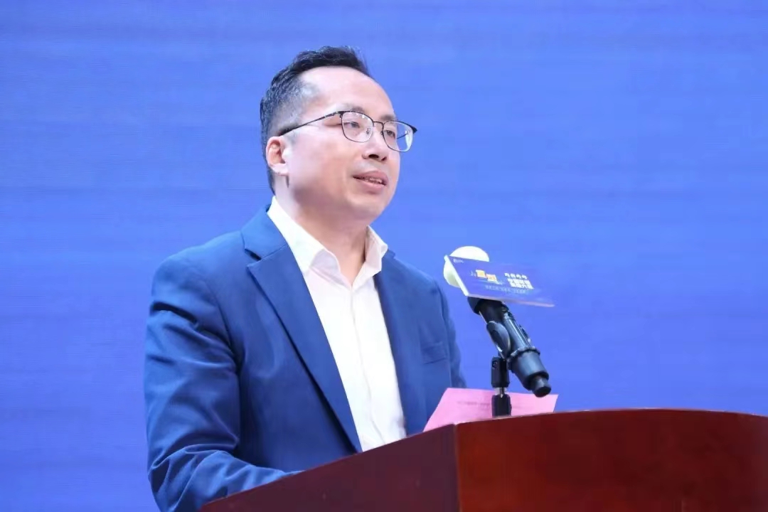 1677656741694535.jpg 劉石.jpg