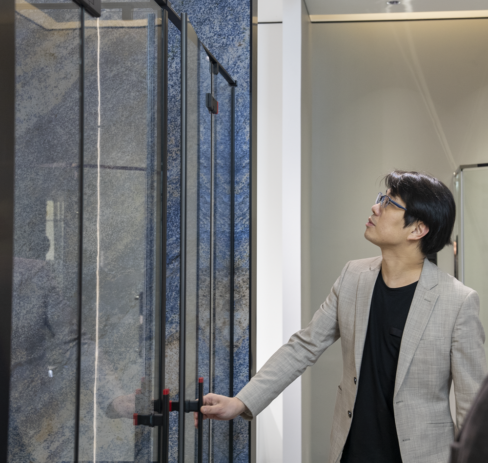 1678596161136144.png 邵唯晏與中建協(xié)室內(nèi)設(shè)計(jì)委一行蒞臨浪鯨衛(wèi)浴參觀交流5.png