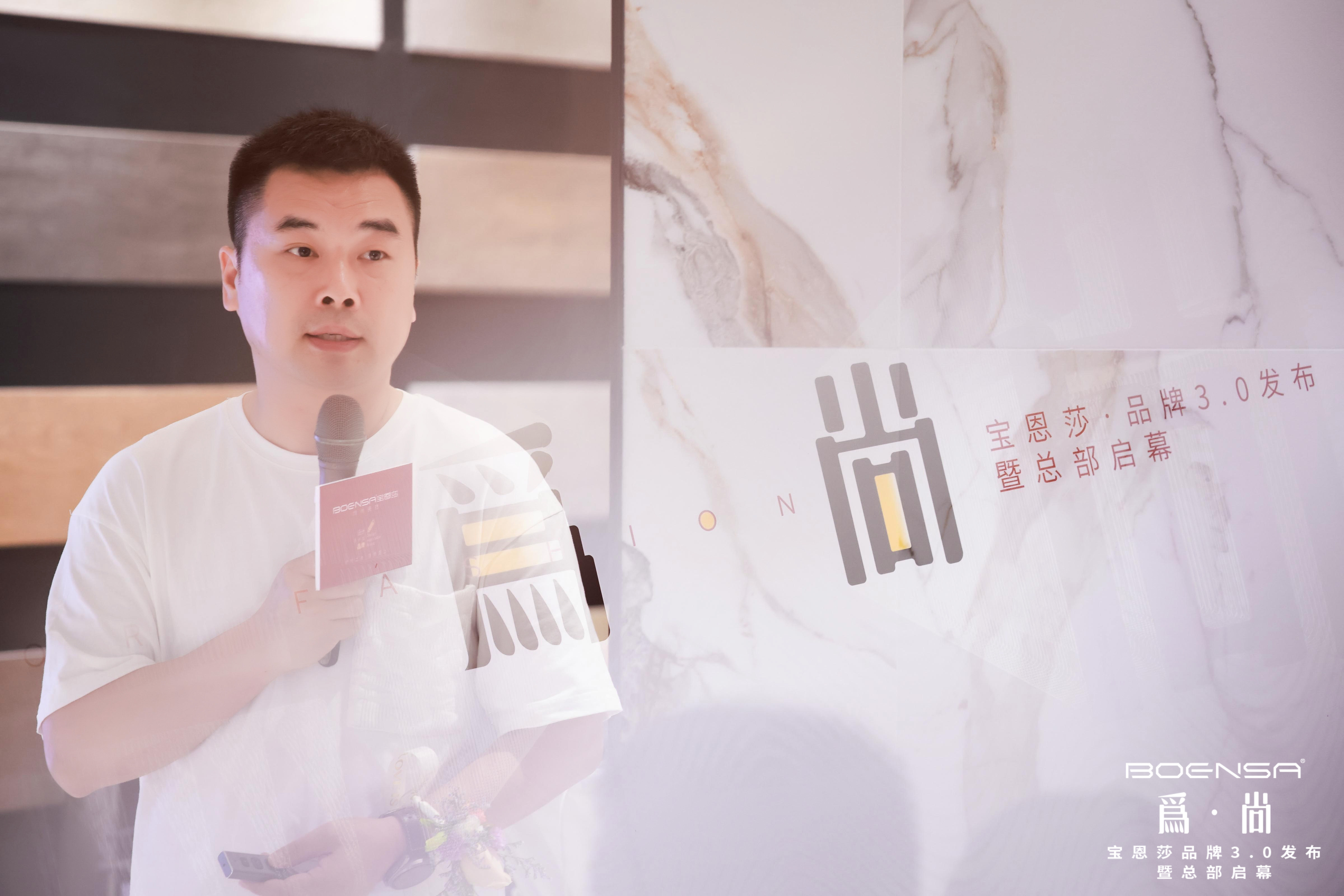 品牌戰(zhàn)略定位專家_品牌定位原點(diǎn)與遠(yuǎn)點(diǎn)_環(huán)聲品牌策劃創(chuàng)始人   朱廣業(yè)老師.JPG