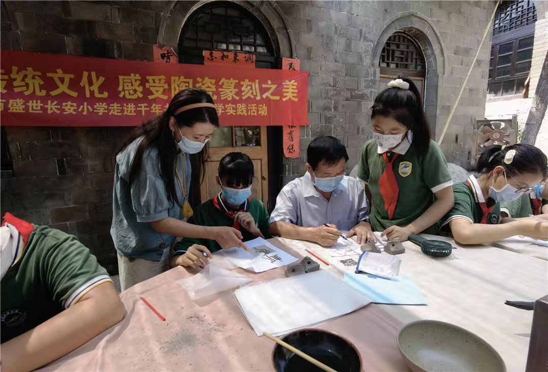 1685581796660550.jpg 1d6a24f30065376aafa9f3feb40f26c0.jpg