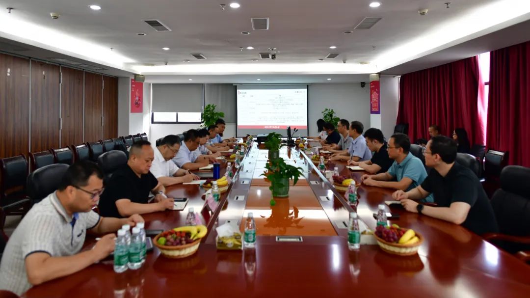 1695372052618333.jpg 助力實現雙碳目標|建材行業碳排放解剖“麻雀”課題組赴東鵬基地調研2.jpg