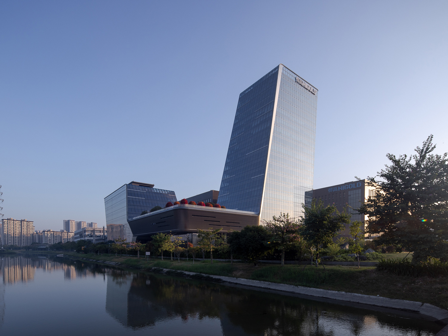 1733274636731344.jpg IMG_0037.jpg