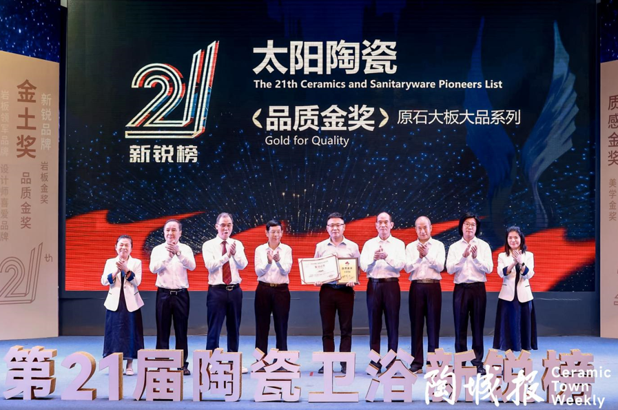 1748055904319656.png fac704d5632fddf8dade932d64f159e.png